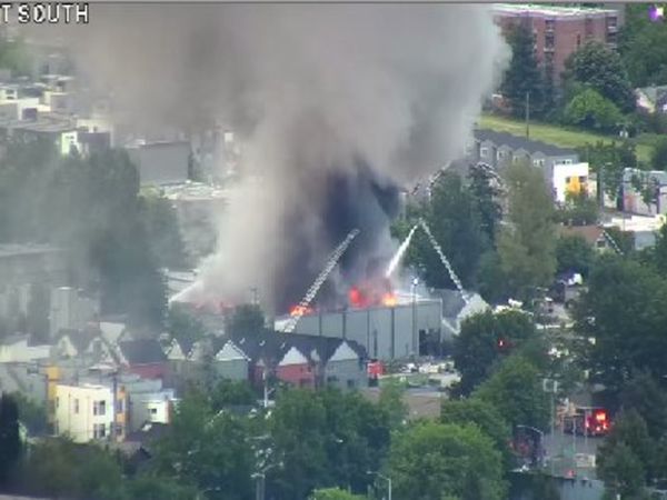 Seattle Firefighters Battle Large Fire In Vacant Warehouse